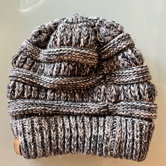 C.C hat - Picture 3 of 5